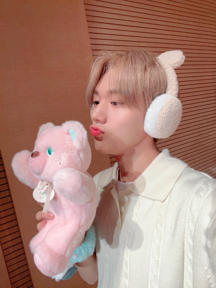 intaksarchive's tweet image. 