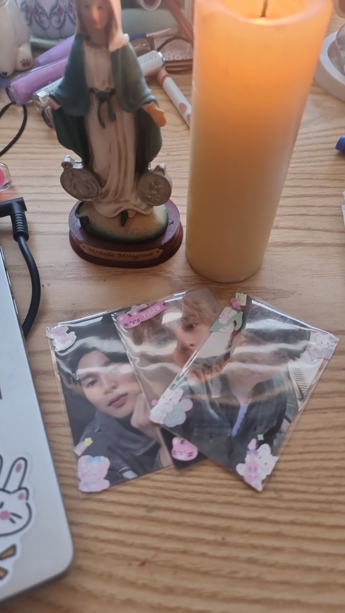 pauli⋆aftg tweet media