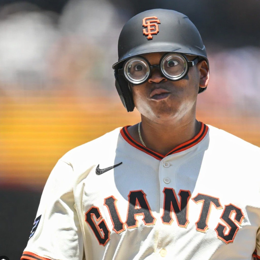 wavve99's tweet photo. @GiantHotTakes Relax.. Just give Devers these glasses so he can start hitting. https://t.co/6G4Xsm9Zfs
