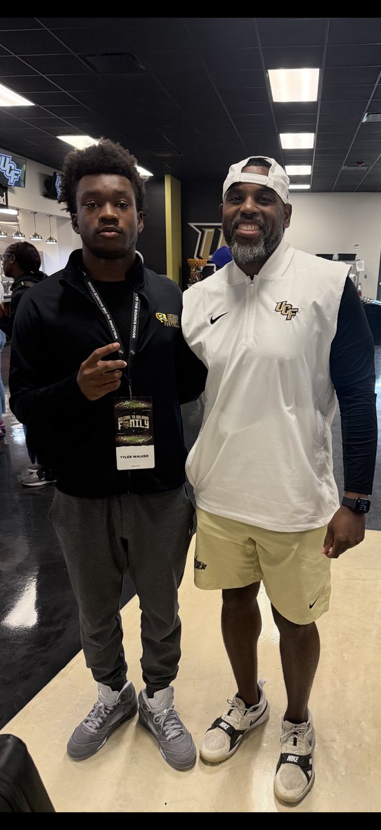 Tyler Walker Jr 3⭐️⭐️⭐️ DB tweet media