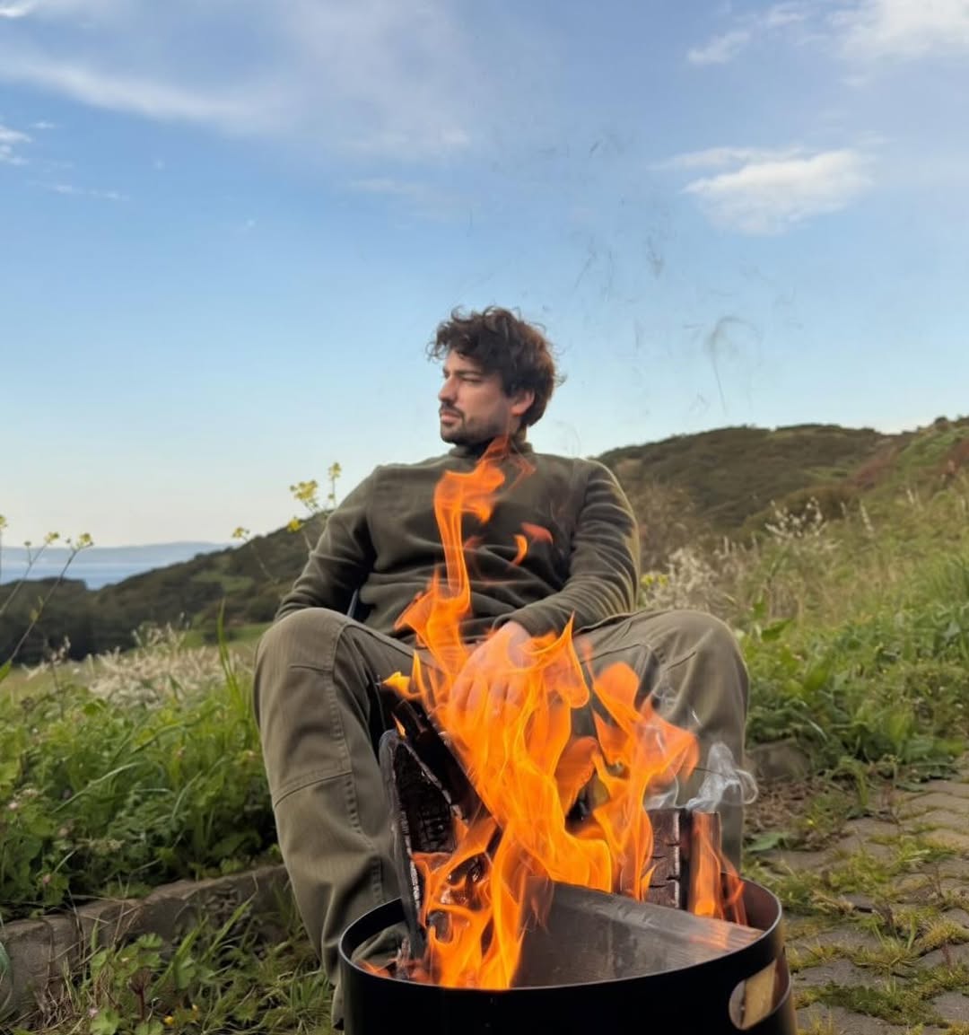 Qué vida tan plena y relajada de nuestro guapo ❤️🫰😘 
#AlpNavruz