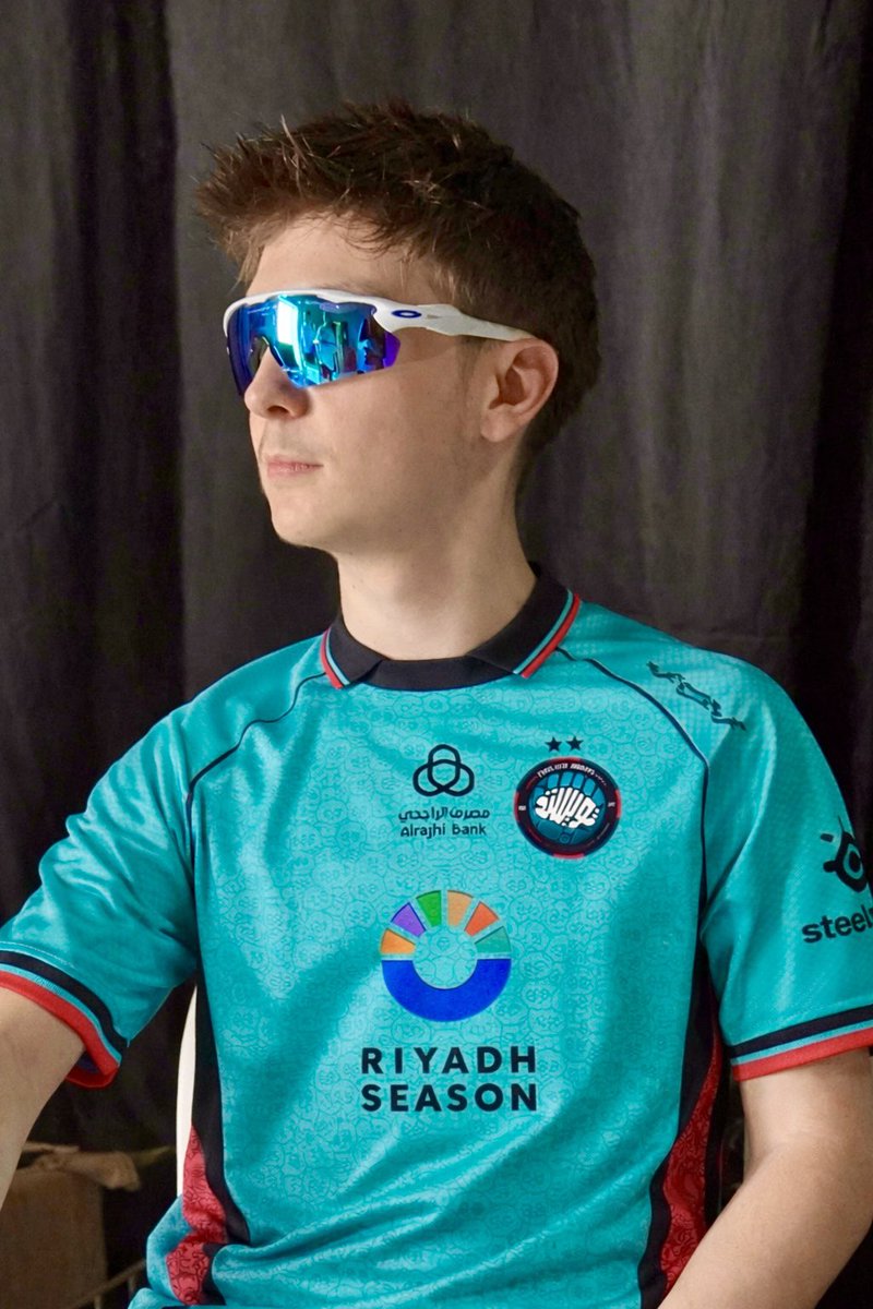 ابو راشد tweet media