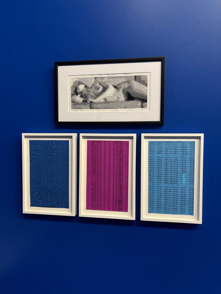 Interface_art's tweet image. Just visited the newly reopened @newmuseum in NY!  Beautiful to see major institutions finally giving digital art the attention and space it deserves. Who can name the artists in these photos? Drop your names 👇 #DigitalArt #NewMuseum #ContemporaryArt