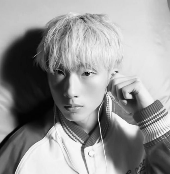 sky ⋆˙⟡ tweet media