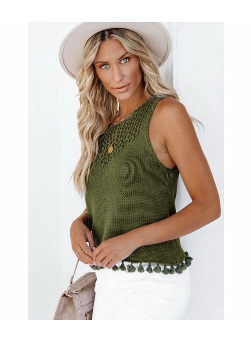 This light weight &amp; super soft Tasseled Crochet Knit Tank will take you from Day to Night! Shop Now: poshmarkcraze.com/closet/skull_a…