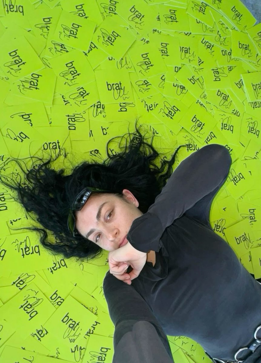 7th year; lea ⋆˚🐾˖° tweet media