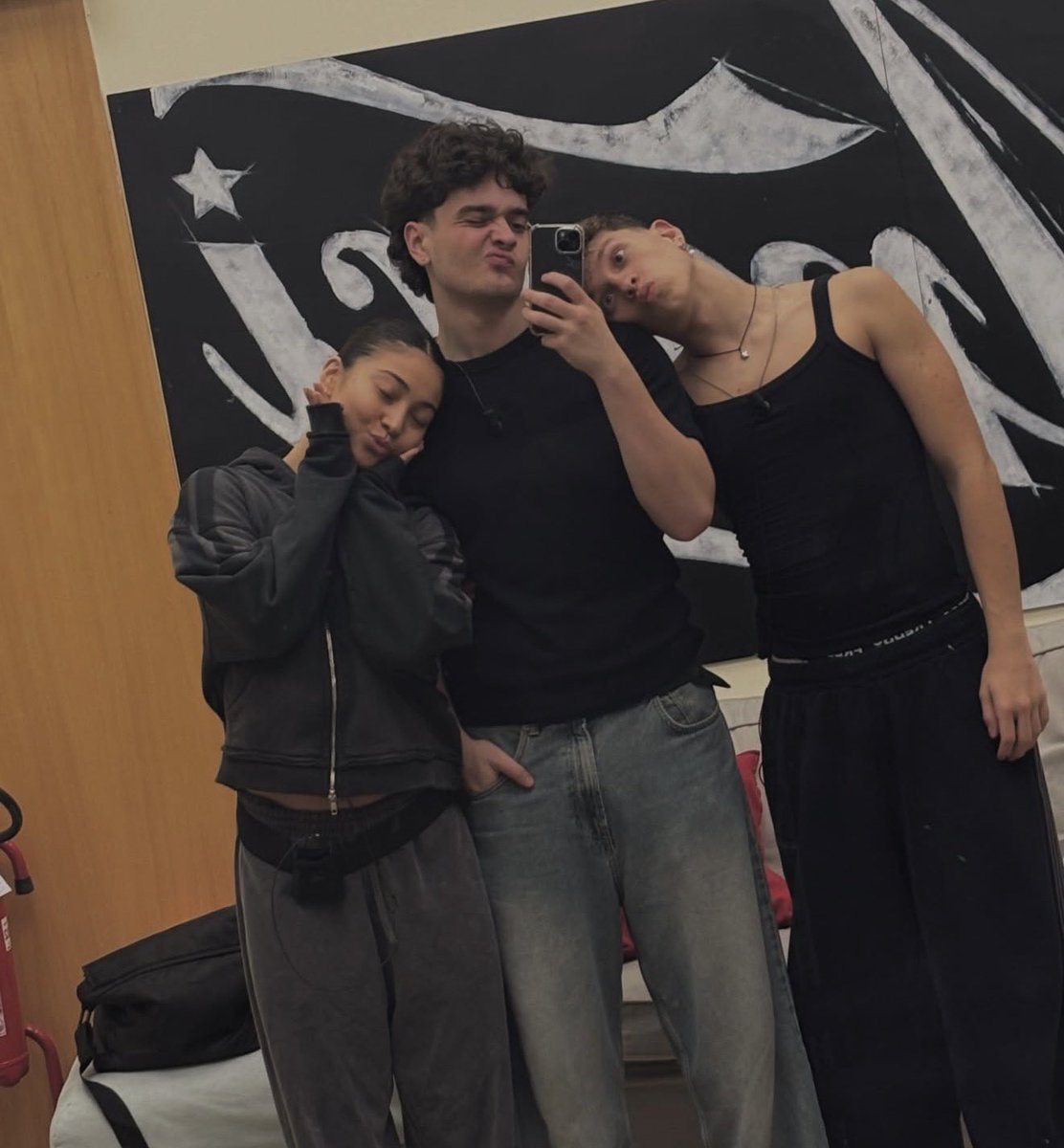 marta// gard ferrero rocher tweet media