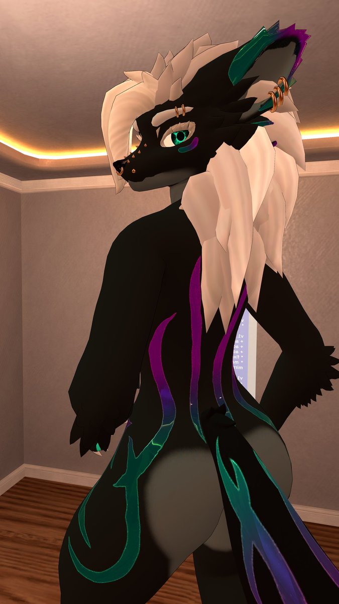 SH4PEZ/AD tweet media