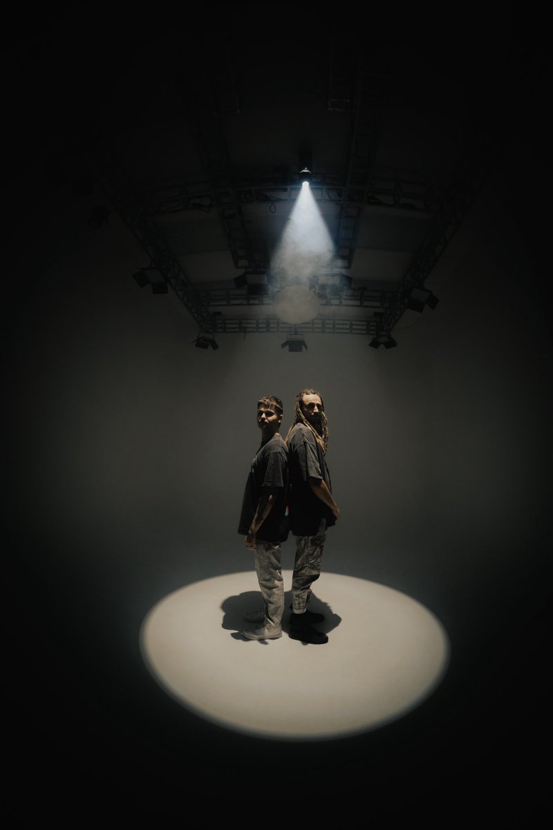 PrettyFnSweet's tweet photo. MISSION BALLROOM DEBUT WITH SMOAKLAND https://t.co/ynABo8TVlV