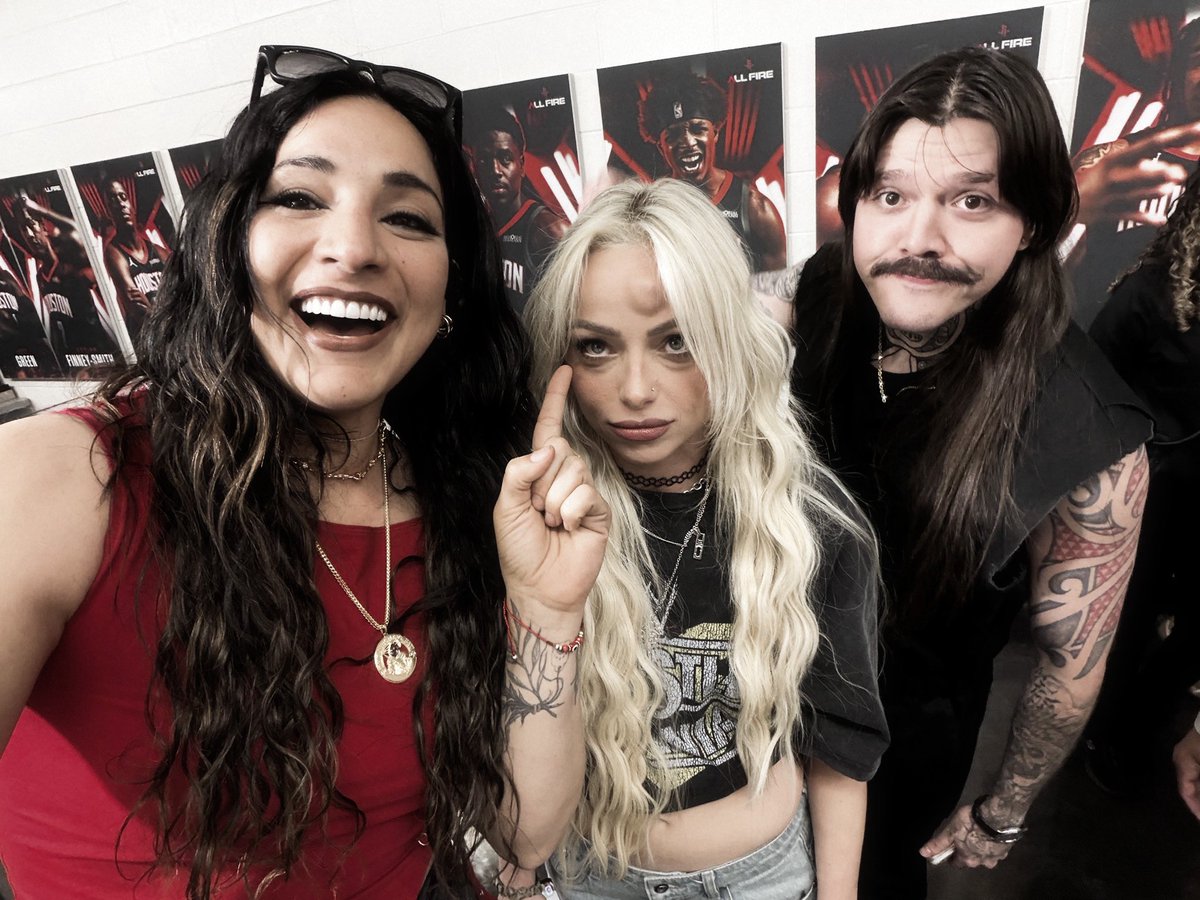 ๐๐๐ ๐๐๐๐๐ผ๐ tweet media