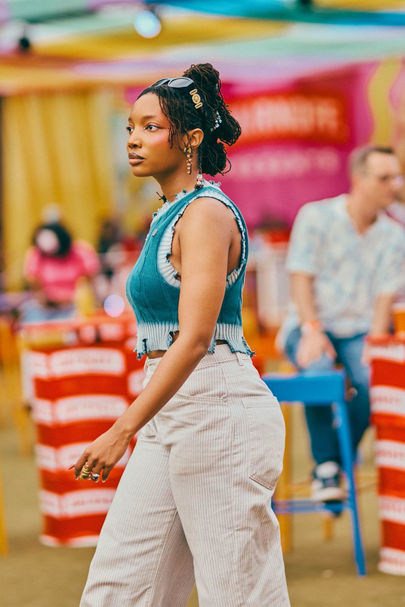 LyslayShotit tweet media