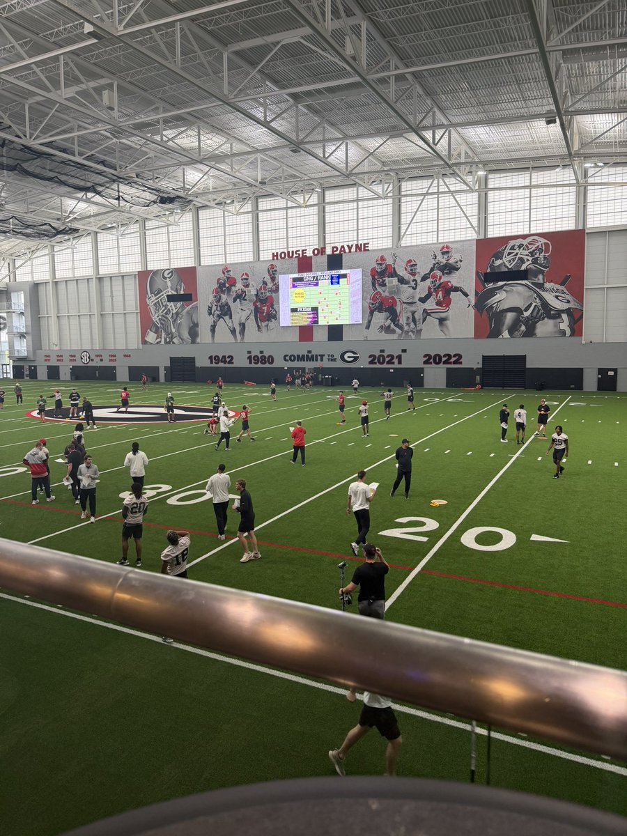 Ronald Davis III tweet media