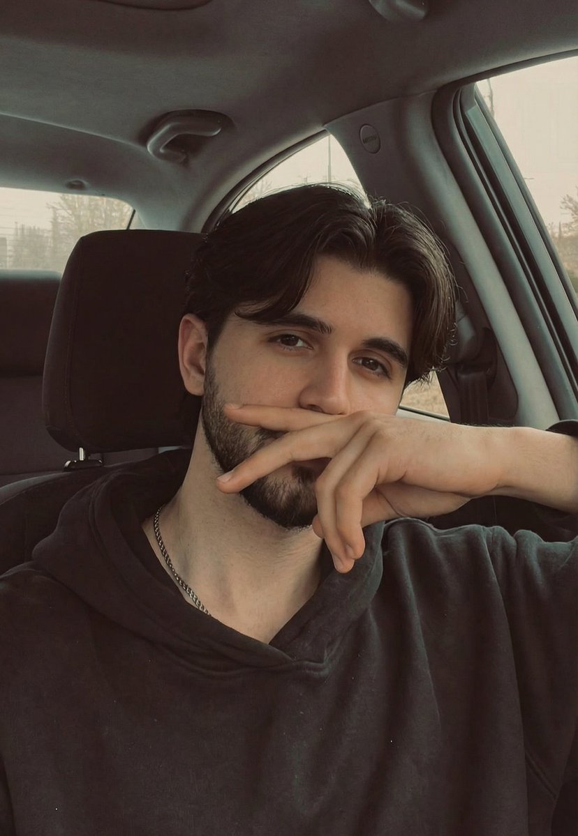 Castiel 🖤 tweet media