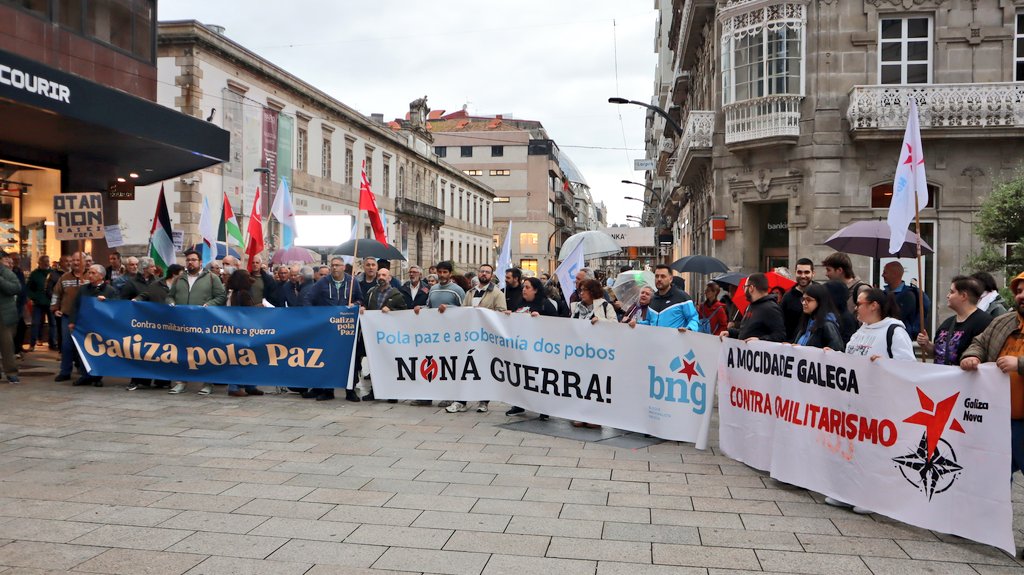 bngvigo's tweet image. 📢 Pola paz e a soberanía dos pobos fronte ás guerras do imperialismo

O BNG apoiamos en #Vigo unha nova mobilización da plataforma Galiza pola Paz diante da escalada bélica e das súas consecuencias sociais para o pobo galego