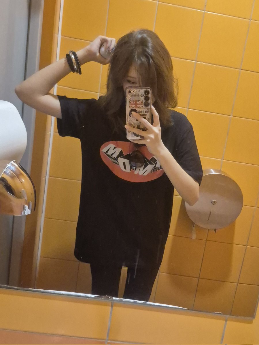 sophuckingcringe | edtwt tweet media