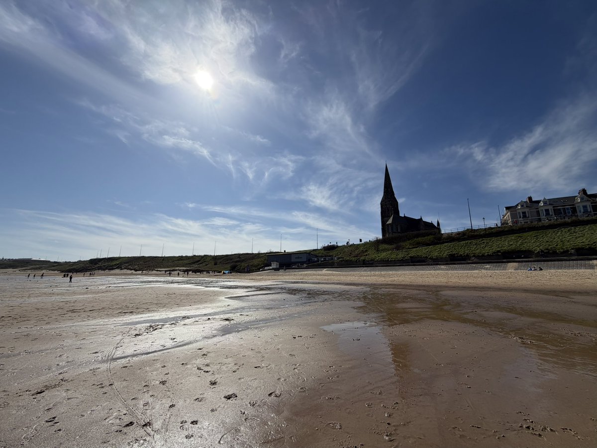 gcorrighan's tweet image. Another Day ☀️ Another Beach #Longsands loving this weather 😎