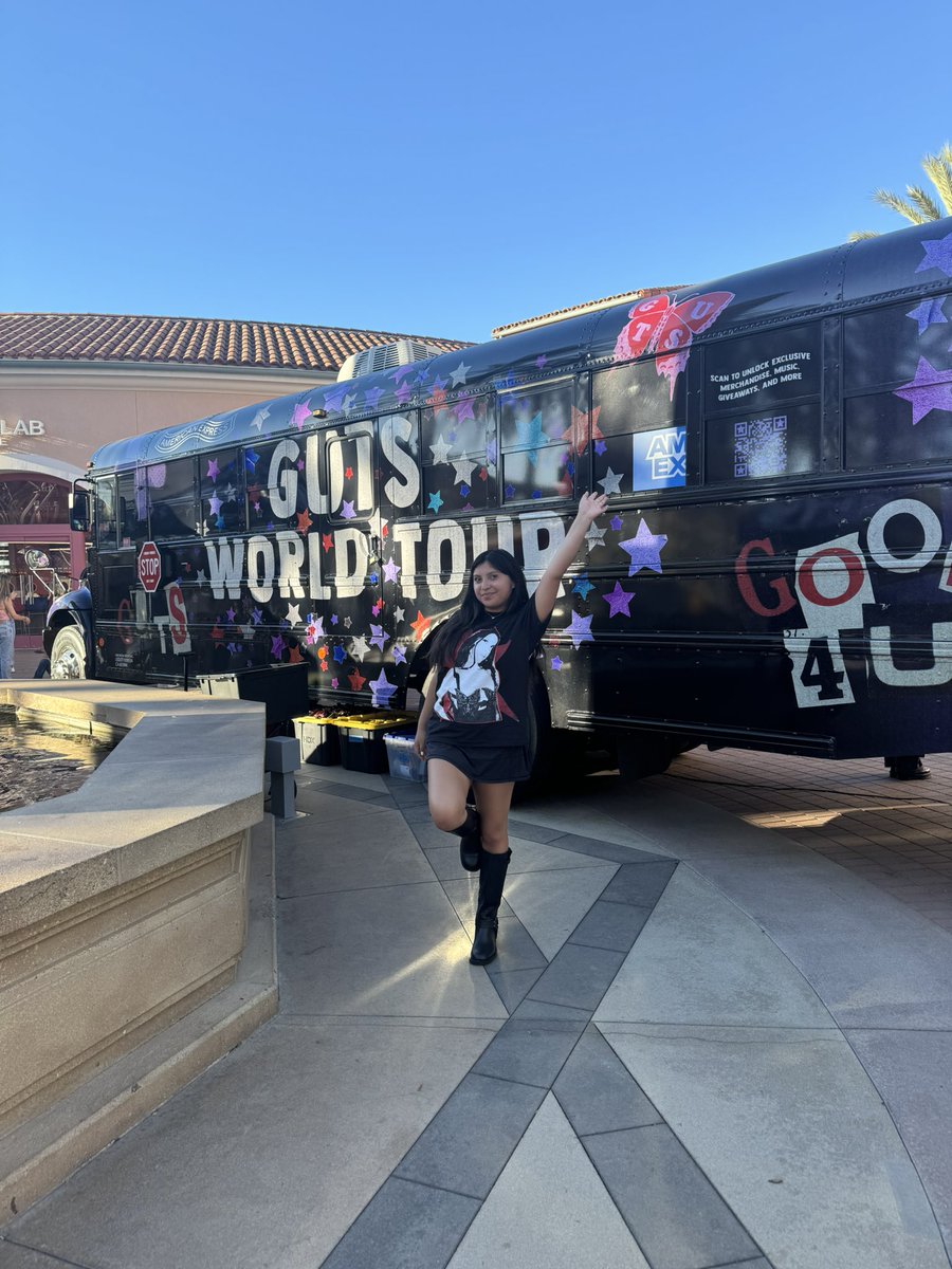 cymbelineeee's tweet photo. Hi @LiviesHQ I just filled out the form I am based from Los Angeles! I would LOVE to be invited to any events in Los Angeles! I love being apart of the livie community both on X and on TikTok !!!  So thankful to apart of this fandom !! https://t.co/VVxn0eUtEe