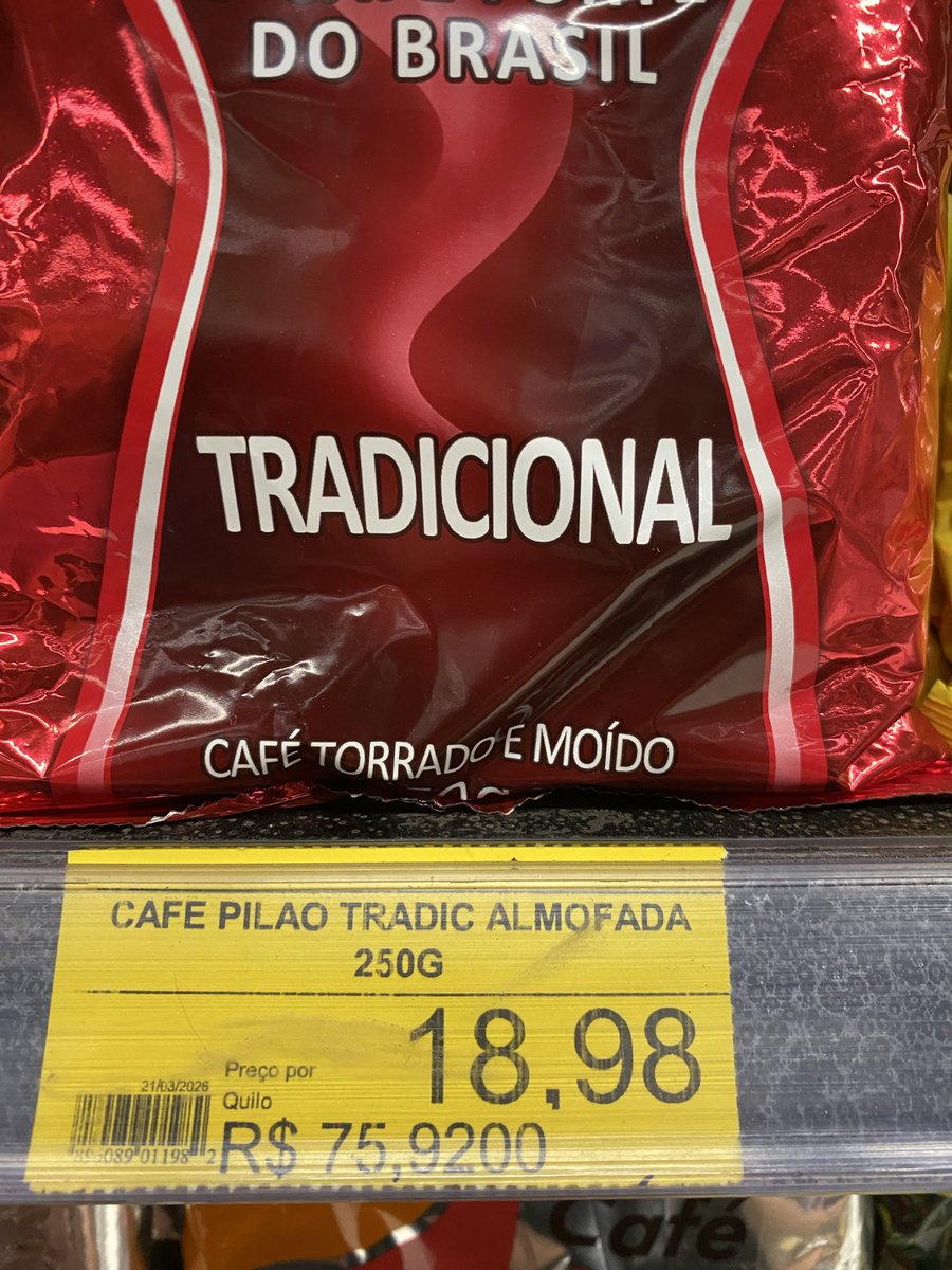 DirceuPrior's tweet photo. 07.04.26 Café R$ 75,00 o Kg. É essa a inflação que o pobre quer saber . @kimpaim @FlavioBolsonaro https://t.co/knjXVswhMn