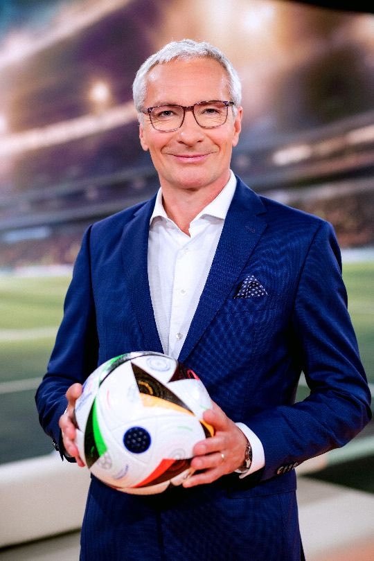 Ar1an🐊 tweet media