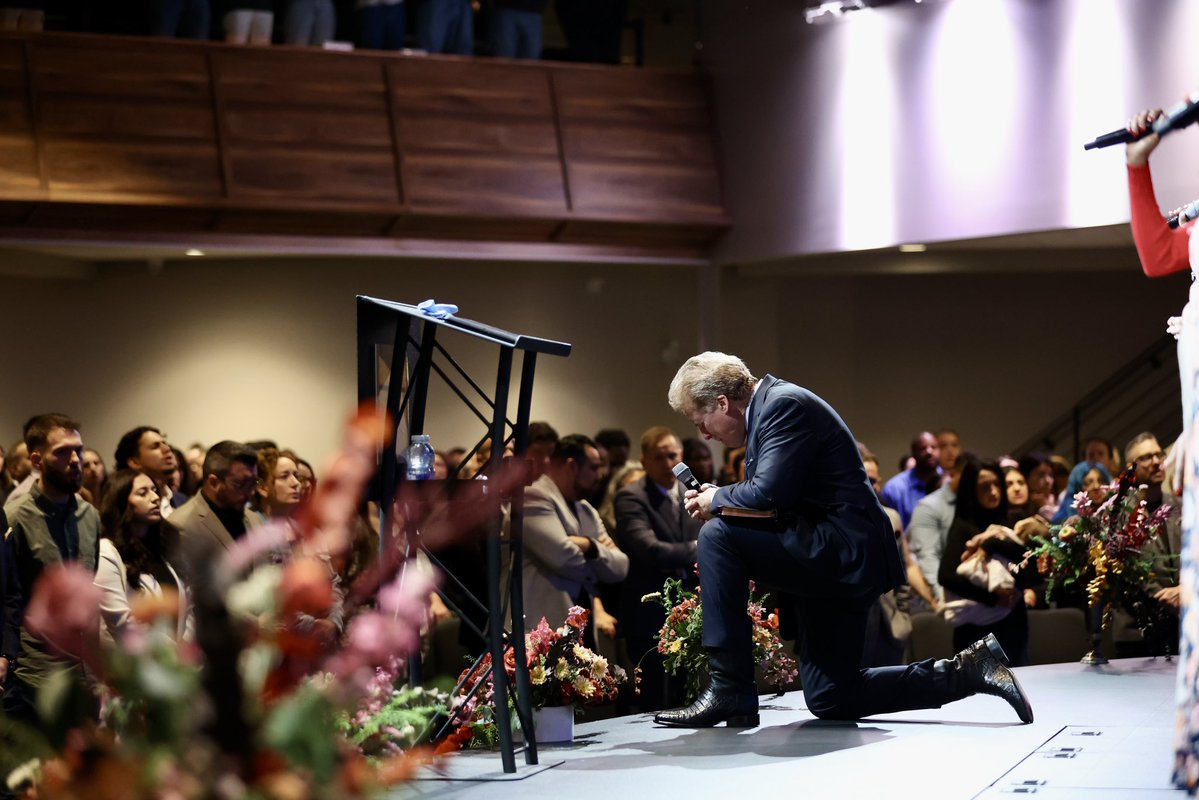 TiffShuttleswor's tweet image. ARE WE RACING TOWARD WW3? If you are a believer, this is the hour to live clean, live bold, and live ready. The talk of war should not drive you to panic, but to prayer; not to hopelessness, but to holy urgency; not to fear, but to faith. #war #prophecy #share