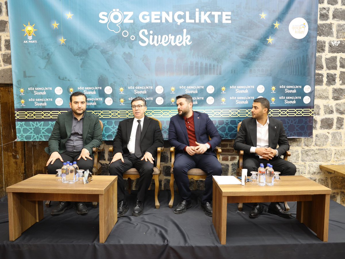 İlçe Gençlik Kolları Başkanlığımız tarafından düzenlenen “Söz Gençlikte” programında, yarınlarımızın teminatı olan genç kardeşlerimizle bir araya gelmekten büyük bir memnuniyet duyduk.

Programımıza; İl Gençlik Kolları Başkanımız Sn. Furkan Küçük, İlçe Başkan Vekilimiz Murat