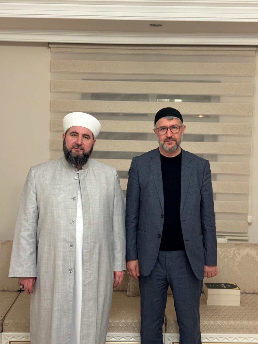 Seyda Feyzullah Konyevi tweet media