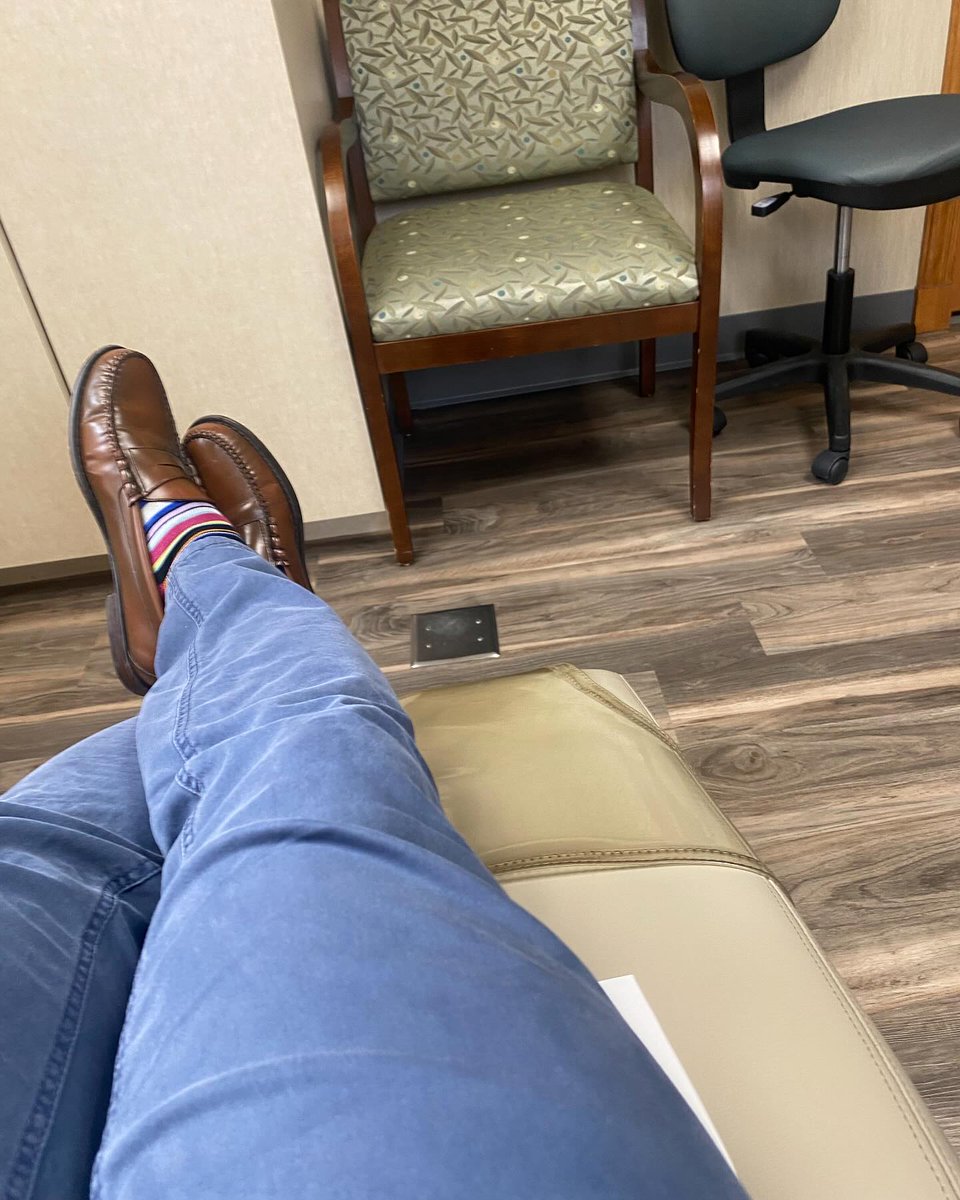 emiliedezo's tweet image. You have to strengthen your legs to get through this snow! 

5X5 @ 385# 

#deadlifts #lifetimealpha #legday