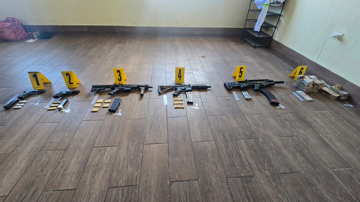 PNCdeGuatemala's tweet image. #PlanCentinela en Escuintla suman 995 personas capturadas

A través de un allanamiento realizado por investigadores de #DIPANDA, en conjunto con el #MP, en un inmueble de la colonia Santa Marta "A" Escuintla, se remitieron a dos adolescentes, de 15 y 16 años