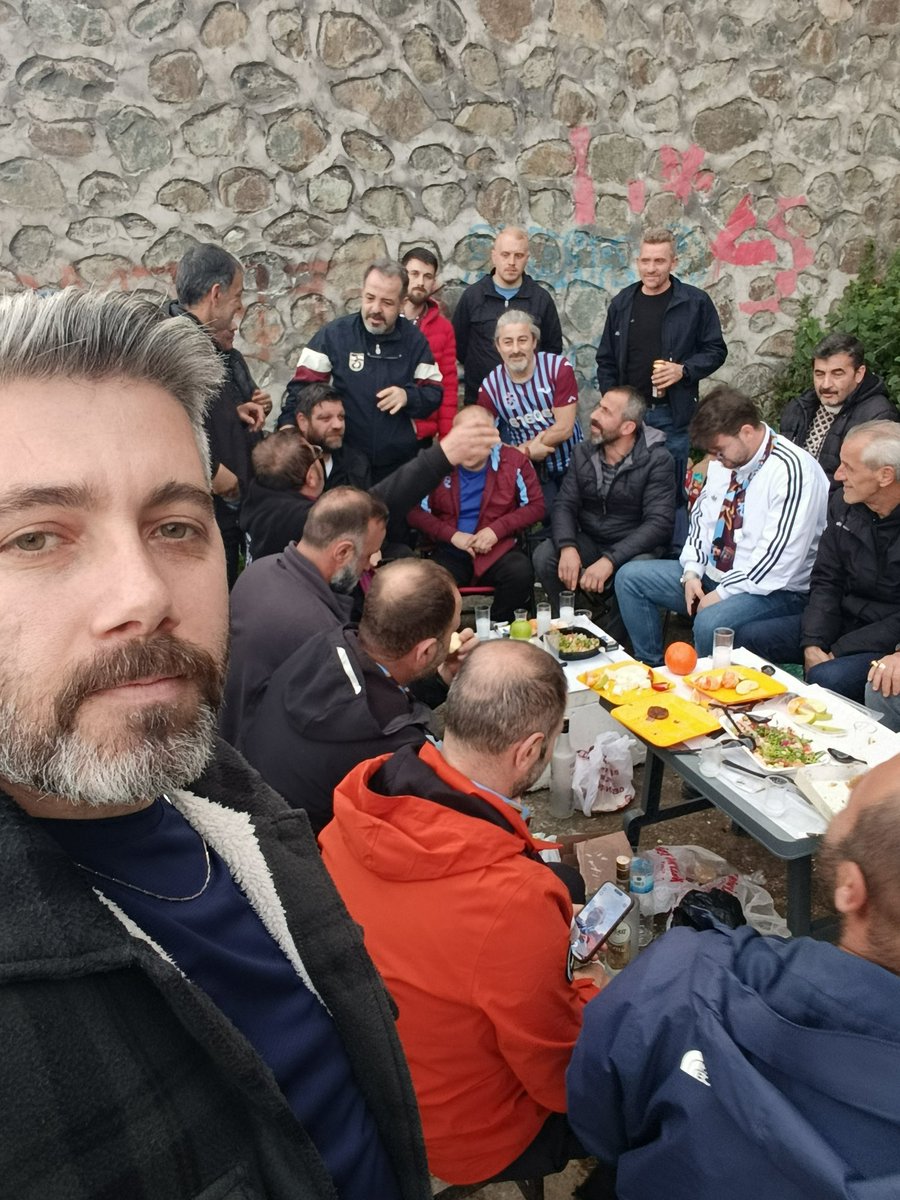 unal_Ts61's tweet photo. Herzamanki gibi #Affetmezler https://t.co/Mp8fZfWZun