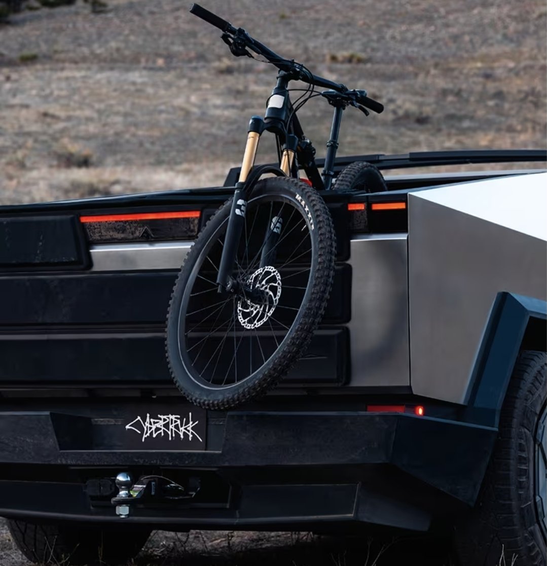 Lamar MK tweet media