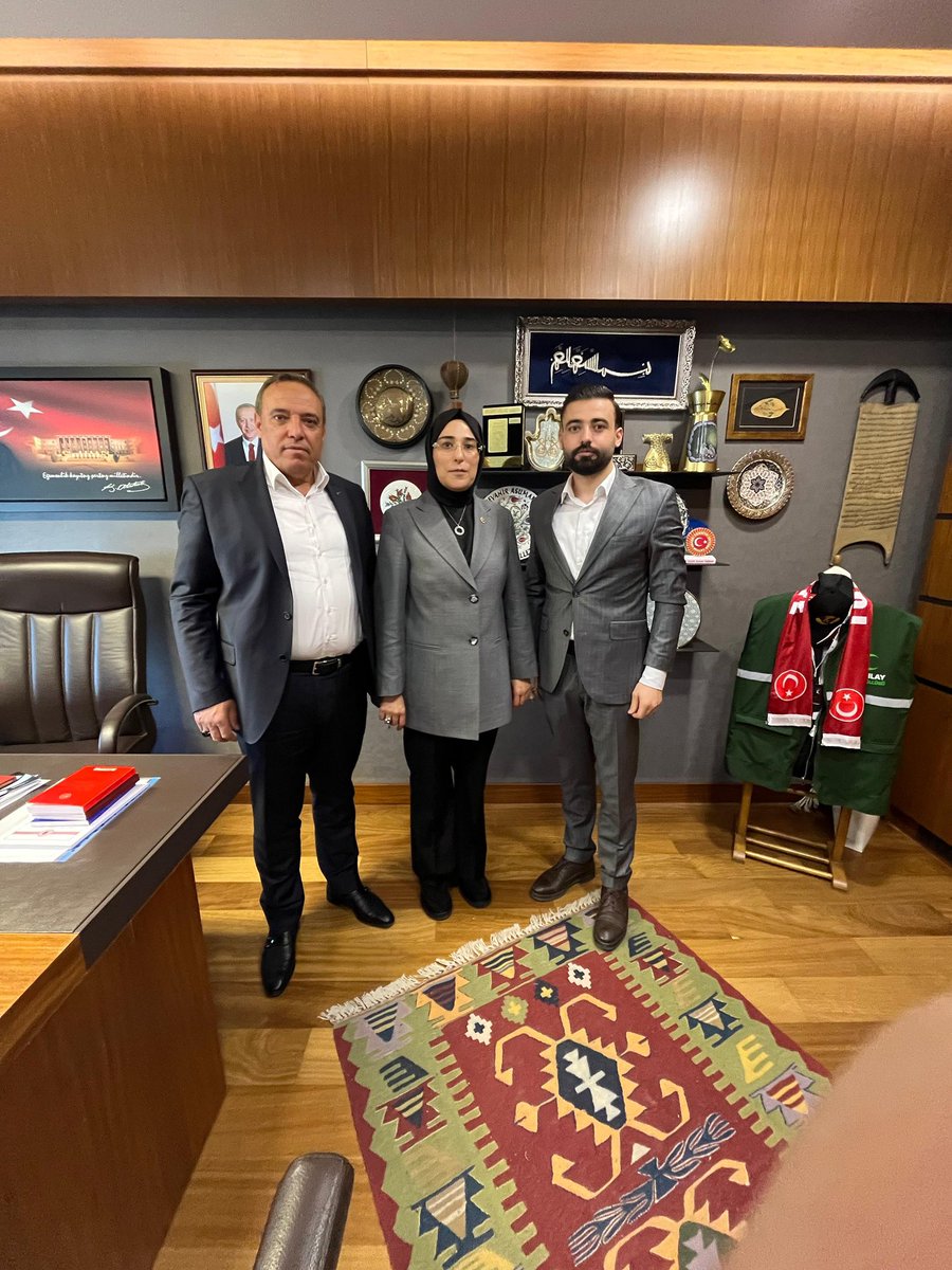 CEVAHİR ASUMAN YAZMACI tweet media