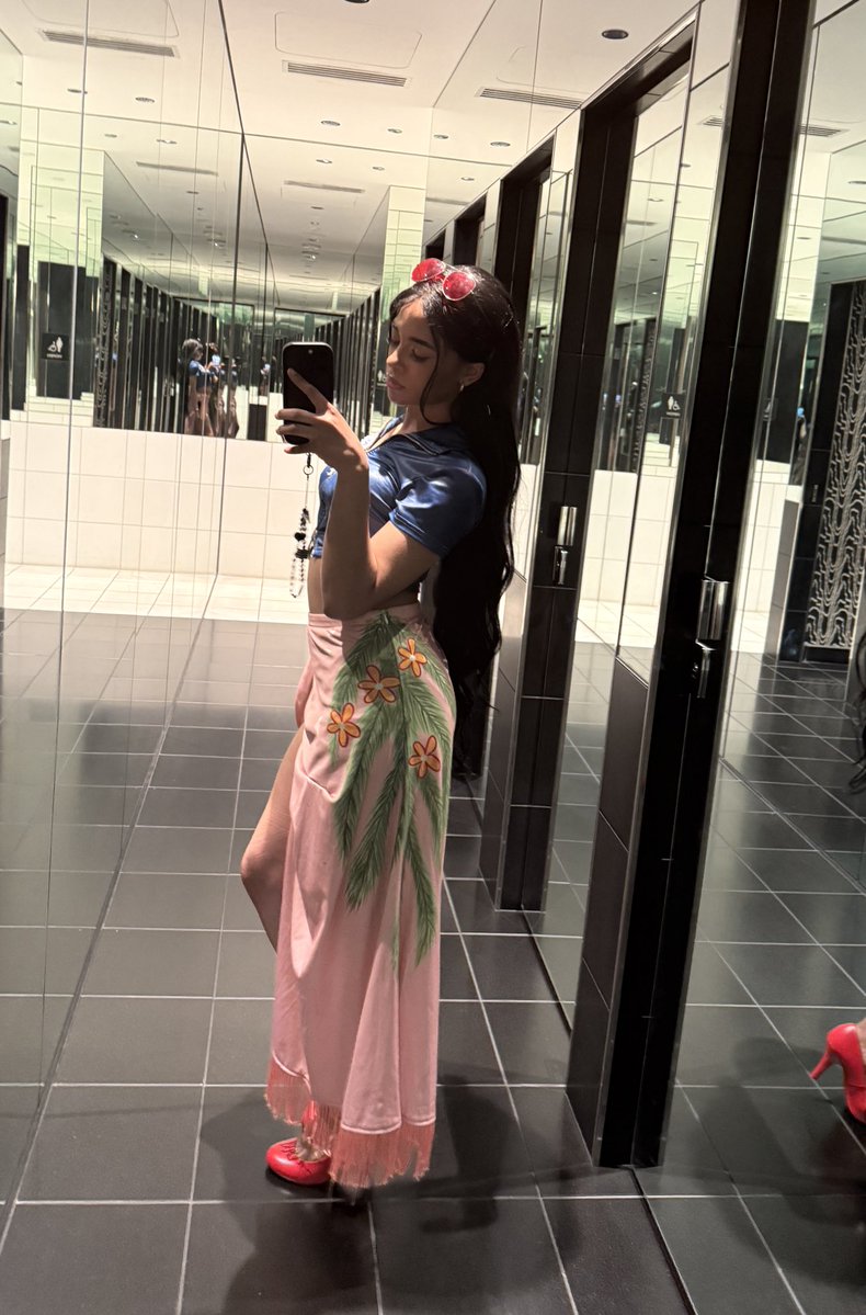 MANNY MOON 🌙 tweet media