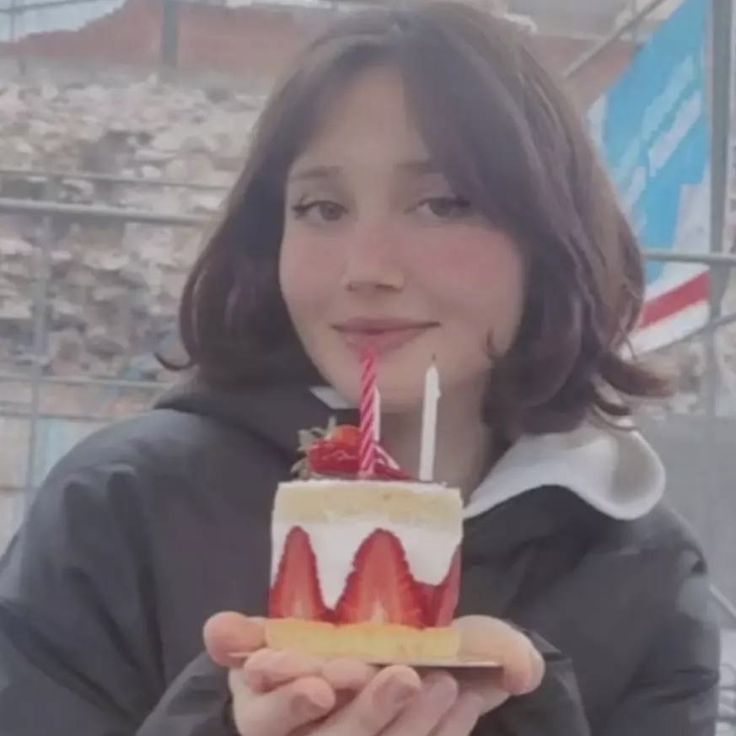 natalia⧗ 🛹 tweet media