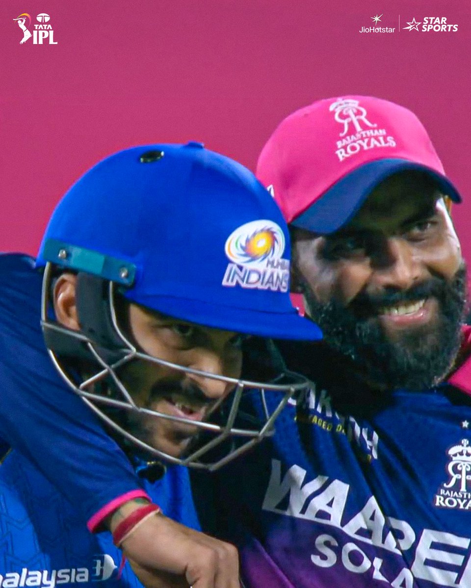 StarSportsIndia's tweet image. Dhool 💛 Thalapathy

#CSK fans, nostalgic much? 🥹 

#TATAIPL 2026 | #RRvMI | LIVE NOW 👉 hotstar.onelink.me/UsKp/g0n74zyb