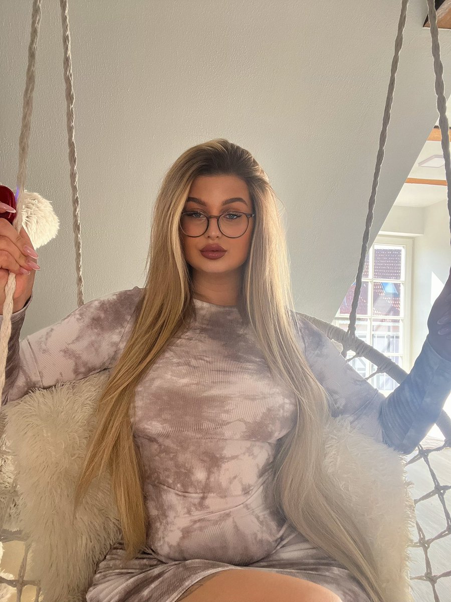 ᴳᵒᵈᵈᵉˢˢʸᵃⁿᵃ tweet media