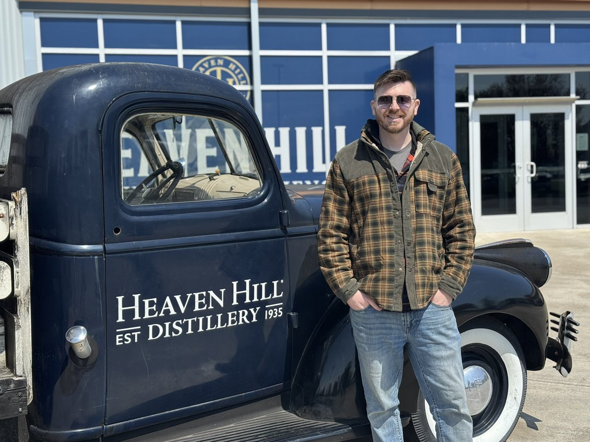 True Vanguard tweet media