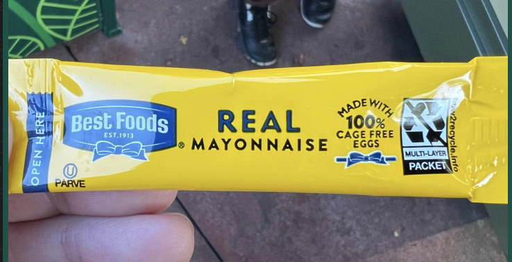 robertlufkinmd's tweet image. I’m trying be healthy when I eat out.

 But when I ask for ‘real mayonnaise’ this is what they give me. 

An unhealthy blend of pro-inflammatory seed oils.