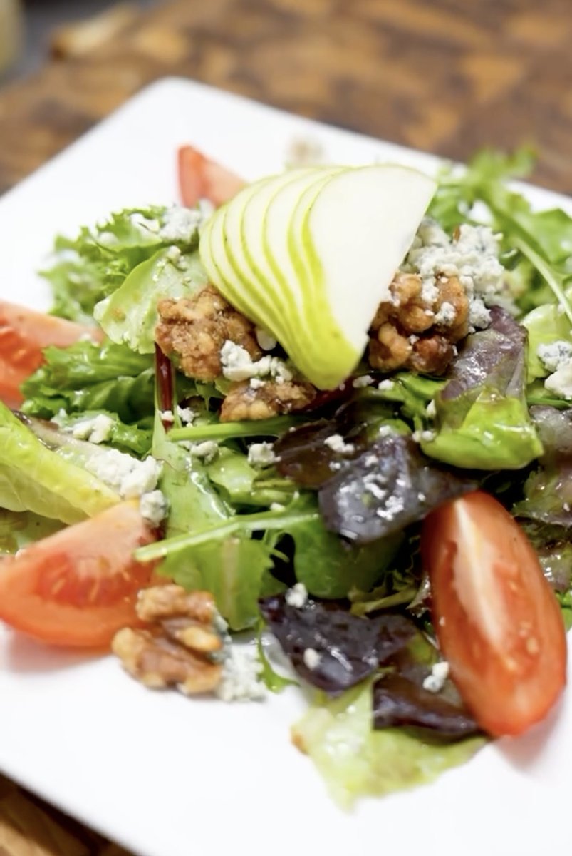 Fresh and flavorful choices. 🥗

From crisp greens to hearty favorites, our variety of salads has something for every craving - perfect for a light lunch or a delicious start to your meal.

Make your reservations here: linktr.ee/mamasmeatball
