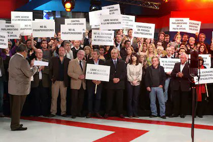 La Tana ❤💜🌈🦋♒ tweet media