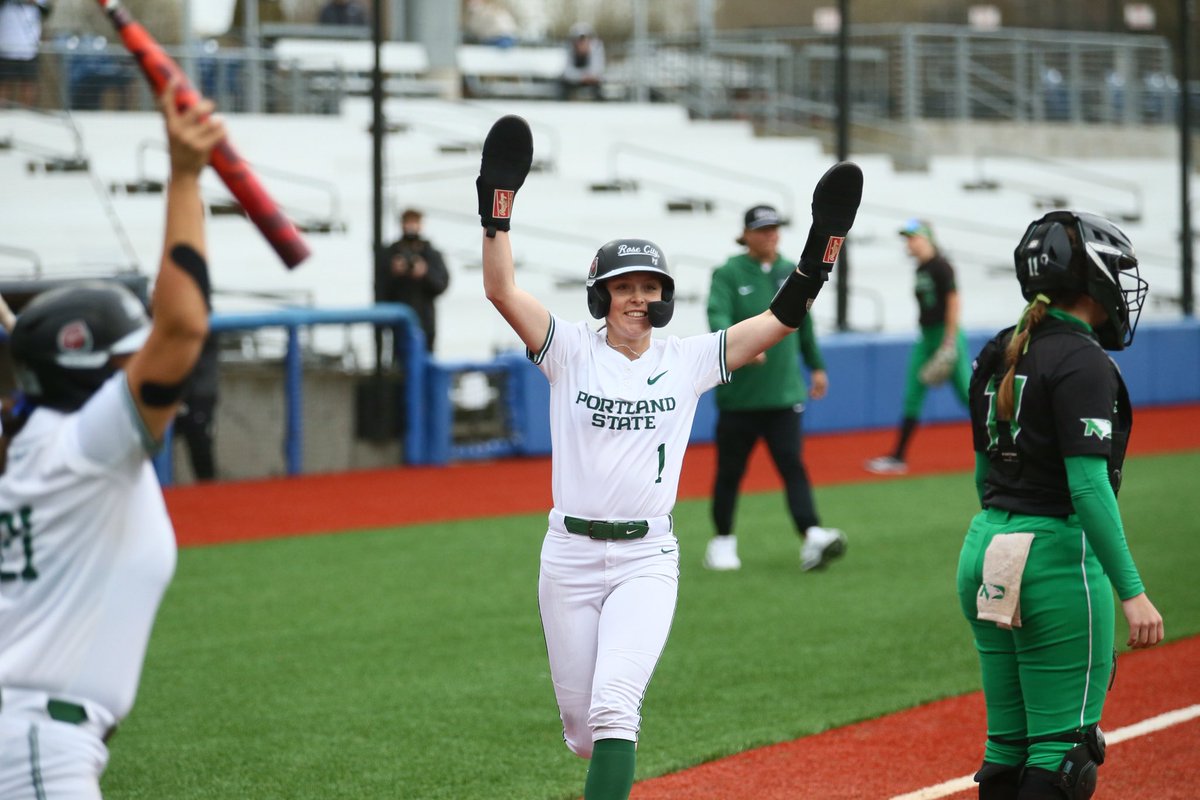 BigSkyConf's tweet photo. In the heart of conference season 🥎 https://t.co/20ijwblVbF