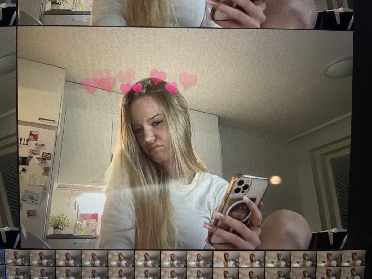 ✩iiris⁷ is not seeing bts smh tweet media