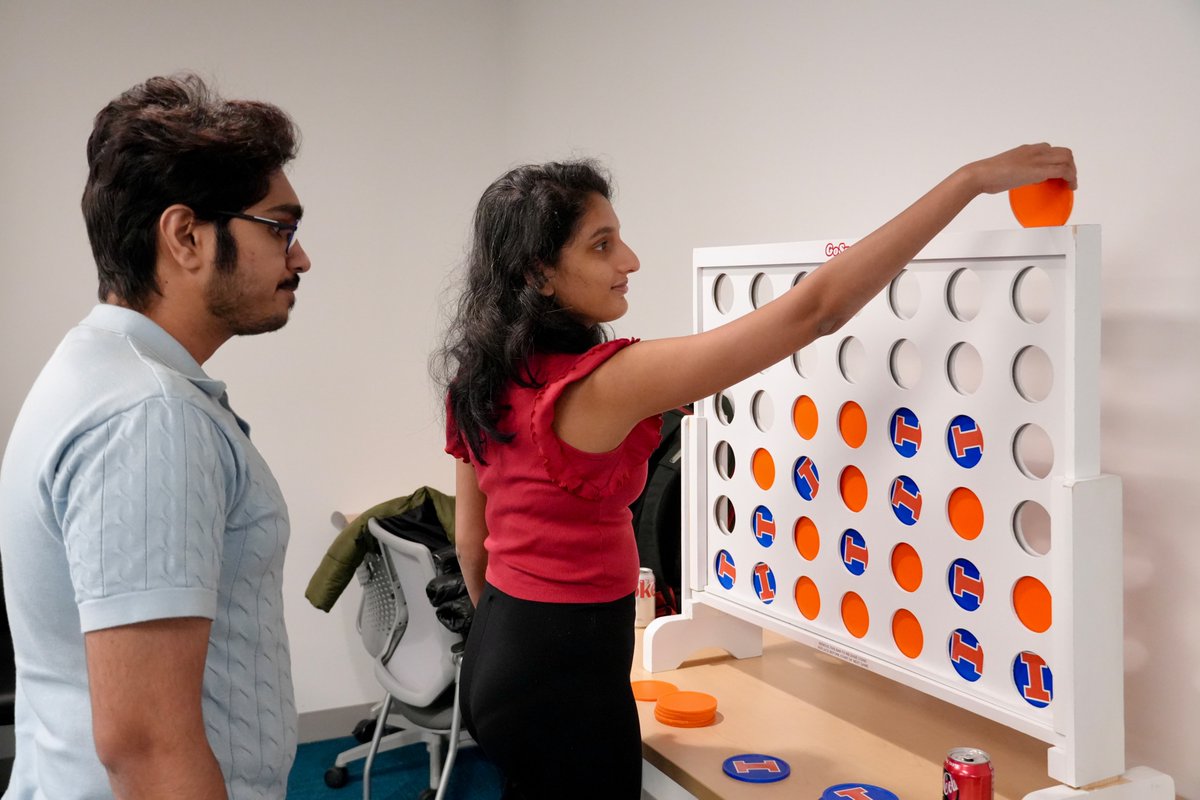 iSchool at Illinois tweet media