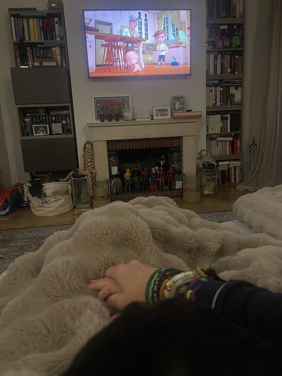 Macarena Olona tweet media