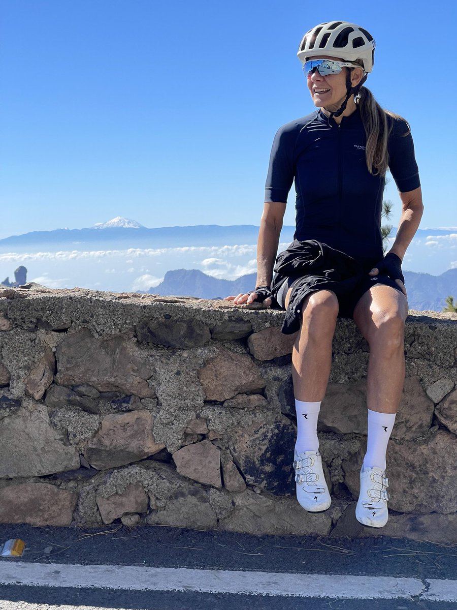 summer366's tweet photo. After a very hard winter… still keeping the passion alive.

Heading up a very familiar Pico de las Nieves with a ton of happiness in my heart.

Gran Canaria, you were exactly what I needed.
#cylinglove https://t.co/oRizSCGHF8