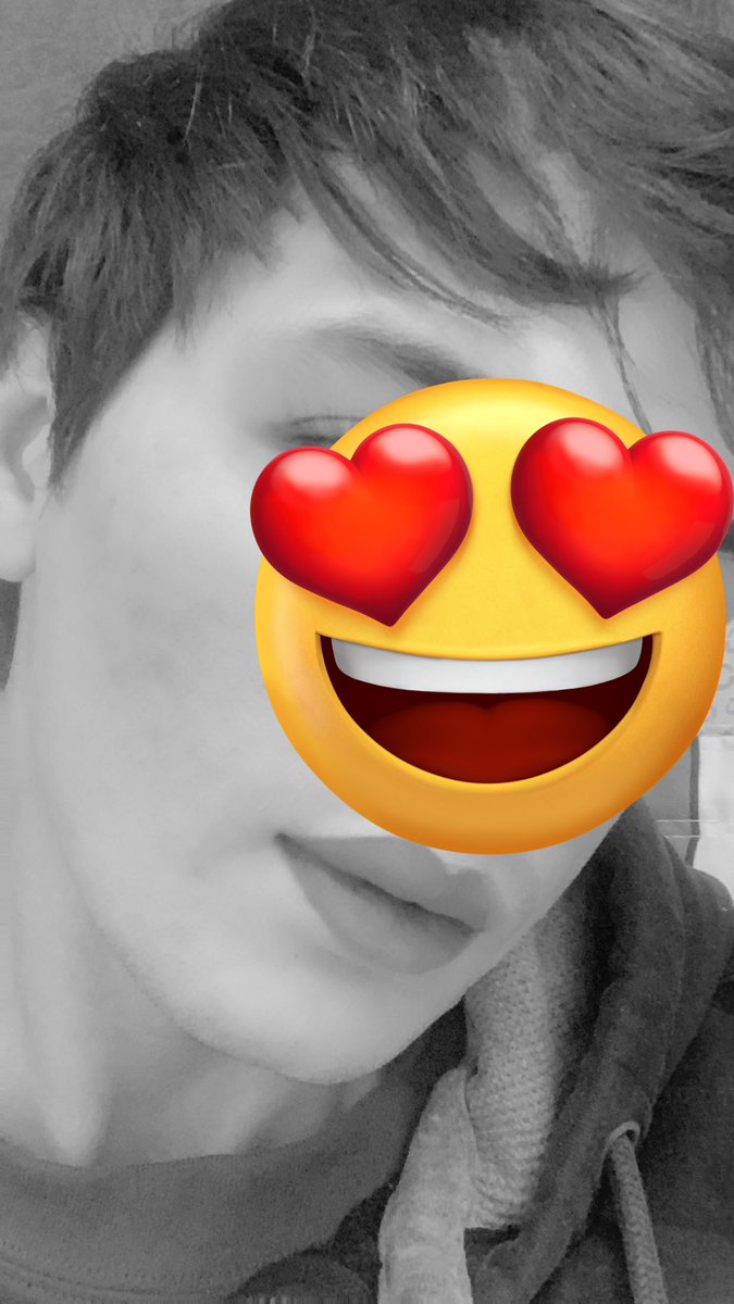 نونو tweet media