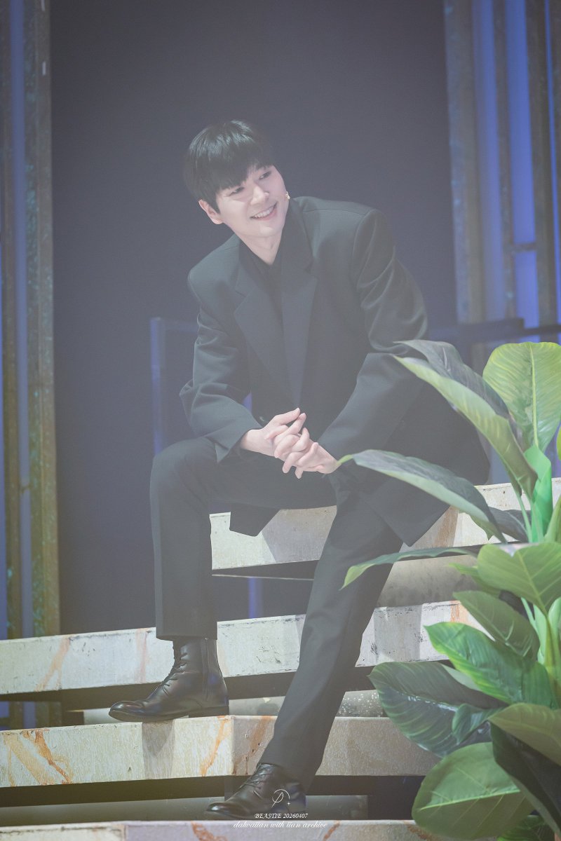 iian VIOLET tweet media