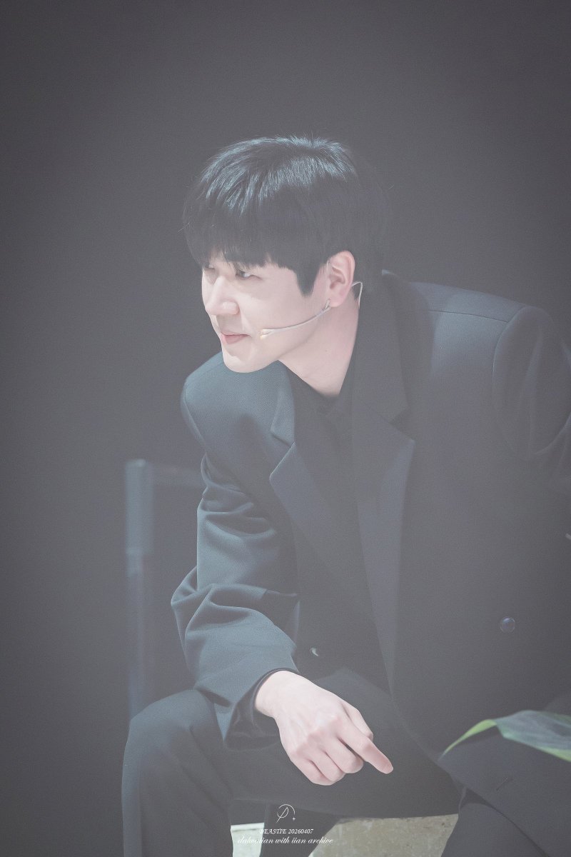 iian VIOLET tweet media