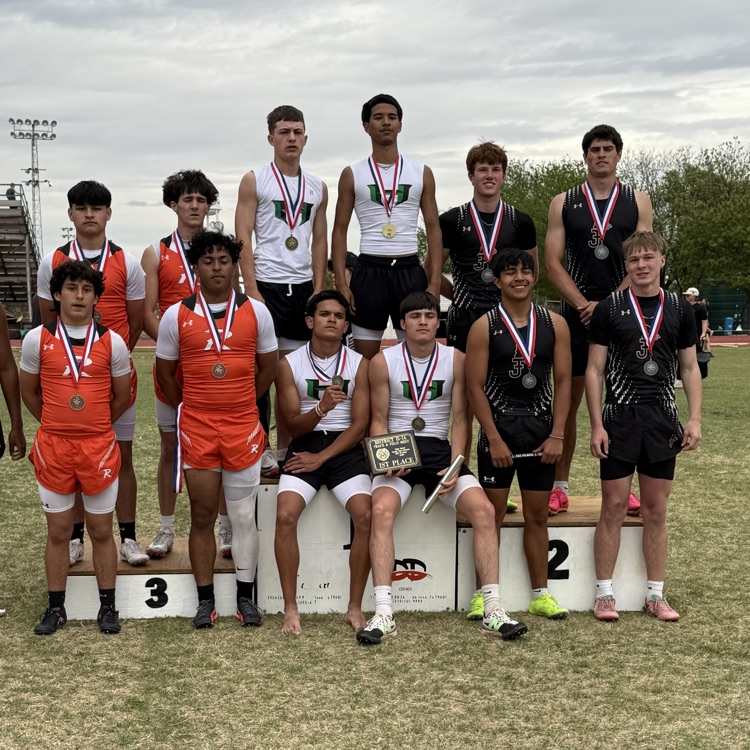 RISDRotan's tweet photo. 4 x 200 m relays https://t.co/fGSQuyZLal