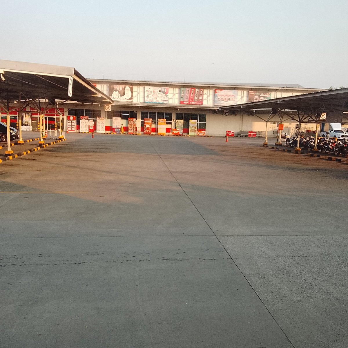 เล่น2คนกับเมีย tweet media