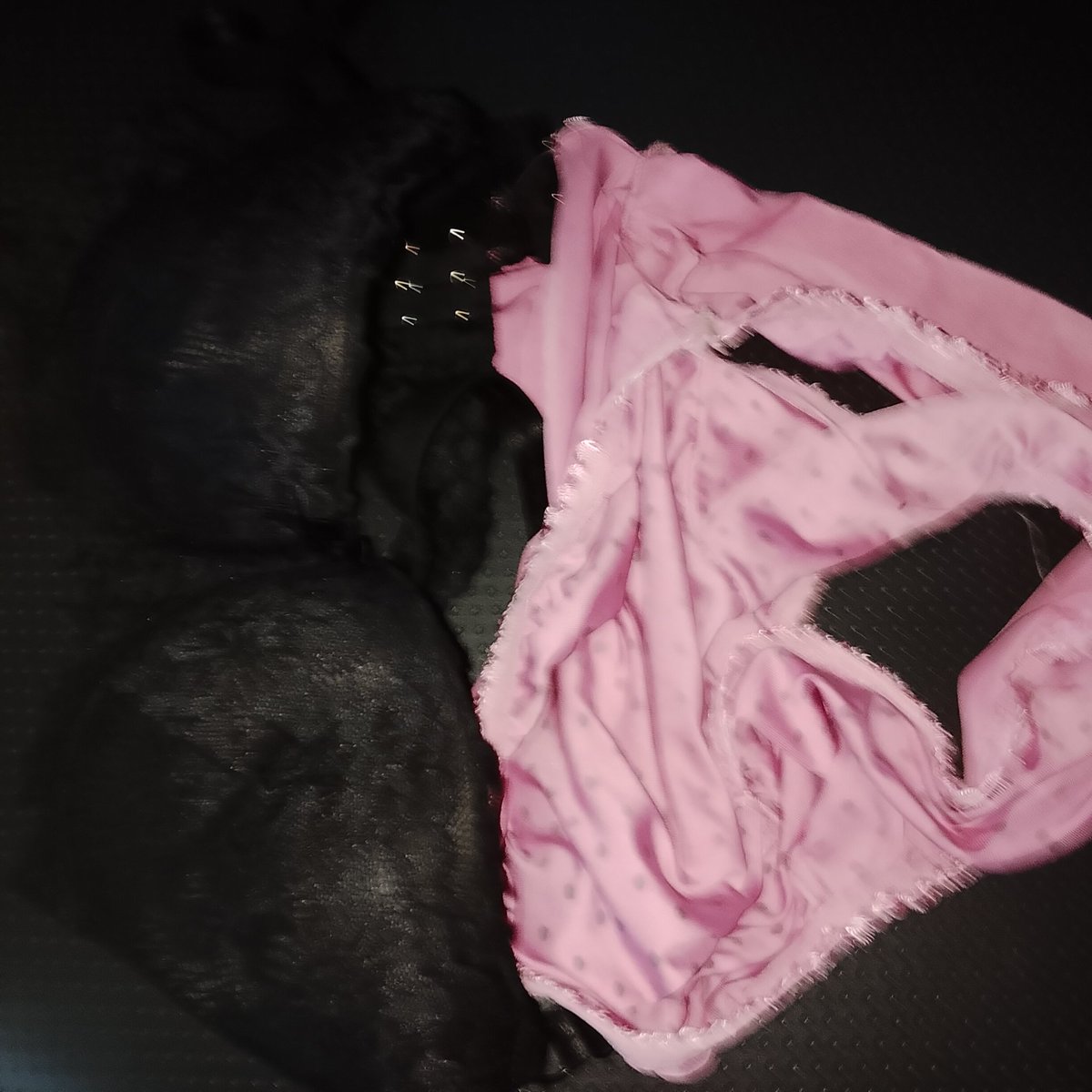 เล่น2คนกับเมีย tweet media